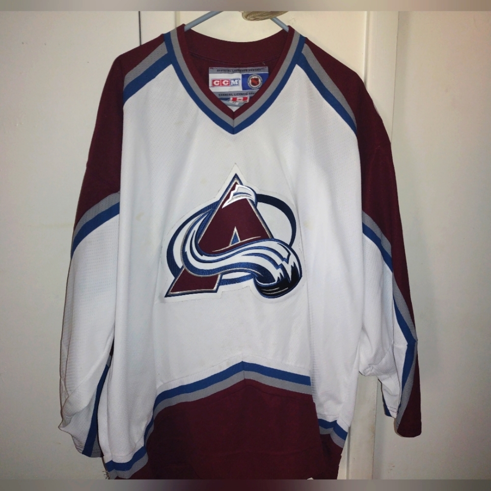 Authentic Colorado avalanche hockey jersey
